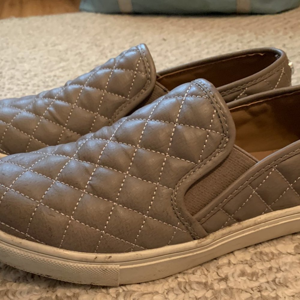 Steve Madden ECENTRCQ Grey